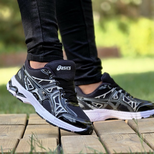 فروش فوق العاده  کفش کتونی اسپرت مردانه و پسرانه مدل اسیکس بادوام و جذاب رنگ مشکی نقره ای با ارسال رایگان