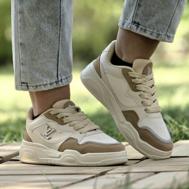 فروش ویژه کفش  اسپرت دخترانه زنانه مدل لویی  ویلتون LV  پرفروش و خاص رنگ کرم قهوه ای  با ارسال رایگان