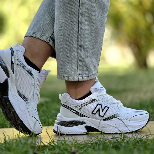 فروش حیرت انگیز کفش کتونی اسپرت زنانه دخترانه مدل نیوبالانس طرح کپسولی باظرافت و مقاوم رنگ سفید مشکی با ارسال رایگان