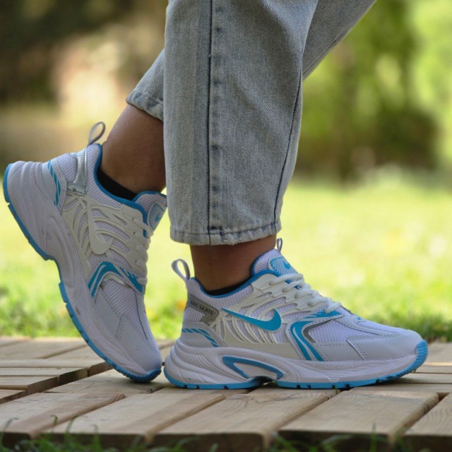 فروش  فوق العاده کفش کتونی اسپرت زنانه دخترانه مدل نایک خوش پوش و کلاسیک رنگ سفید ابی  با ارسال رایگان