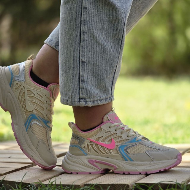 فروش  شگفت اور  کفش کتونی اسپرت زنانه دخترانه مدل نایک خاص و جذاب رنگ کرم صورتی ابی   با ارسال رایگان