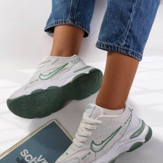 تخفیف جذااب کفش کتونی اسپرت زنانه دخترانه مدل نایک  کلاسیک و عالی  رنگ سفید سبز   با ارسال رایگان