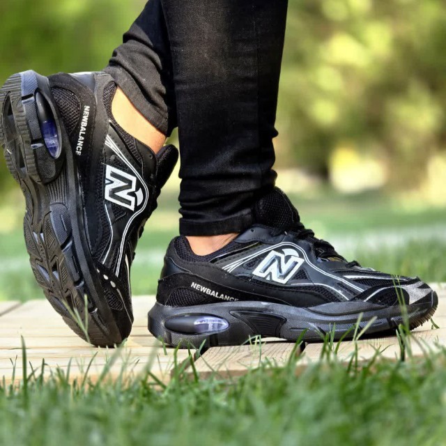 فروش رویایی کفش کتونی اسپرت مردانه و پسرانه مدل نیوبالانس طرح کپسولی  محکم و جذاب  رنگ  مشکی تمام با ارسال رایگان