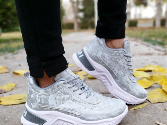 کفش کتونی اسپرت زنانه دخترانه طوسی قلبی