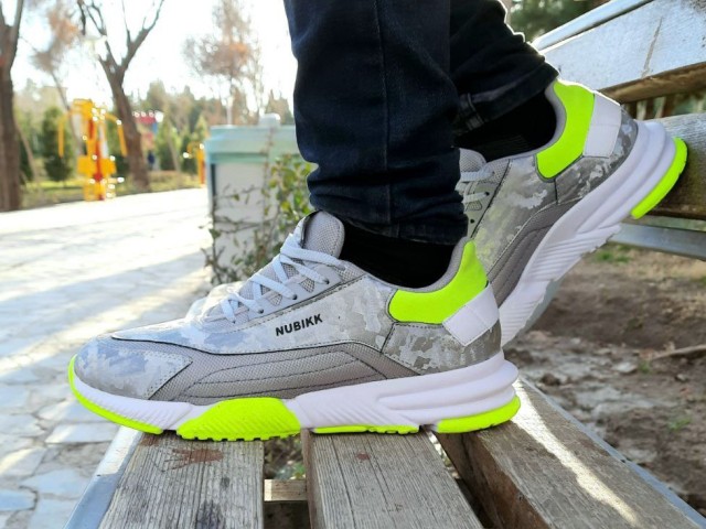 کفش اسپرت مردانه فوق العاده شیک و راحت مدل نبوک رنگ طوسی