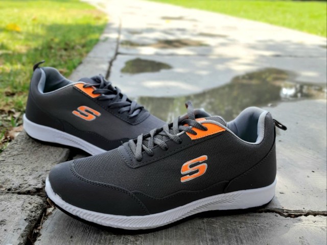 خرید کفش اسپرت مردانه بزرگ پا فوق العاده شیک و راحت رنگ طوسی نارنجی