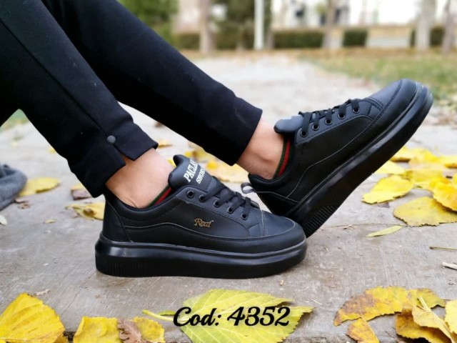 کفش ونس  کتونی اسپرت دخترانه زنانه استیکر مشکی زنجیری طرح پتینه