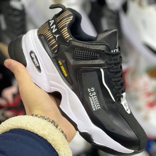 جدیدترین مدل بازار خرید کفش کتونی اسپرت زنانه مردانه نایک جردن ست زنانه مردانه مشکی 4274