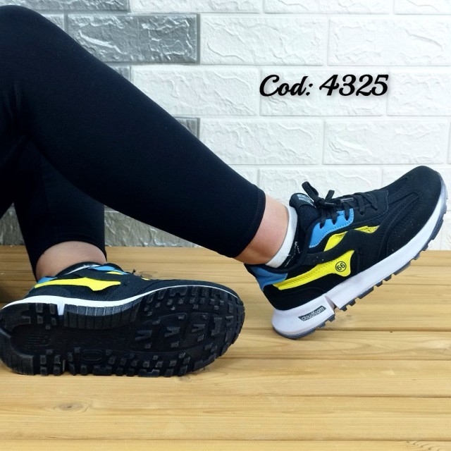 خرید تکی از تولیدی کفش کلودفرم شیک کتونی اسپرت دخترانه زنانه زیره پیو راحت ارسال رایگان مشکی   4326