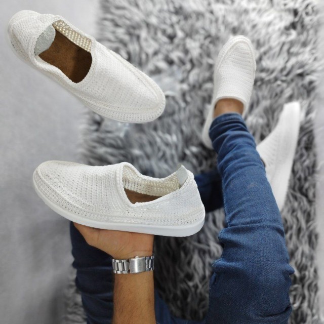 کفش اسپرت طرح گیوه  پیاده روی مردانه فوق العاده شیک و راحت  رنگ سفید