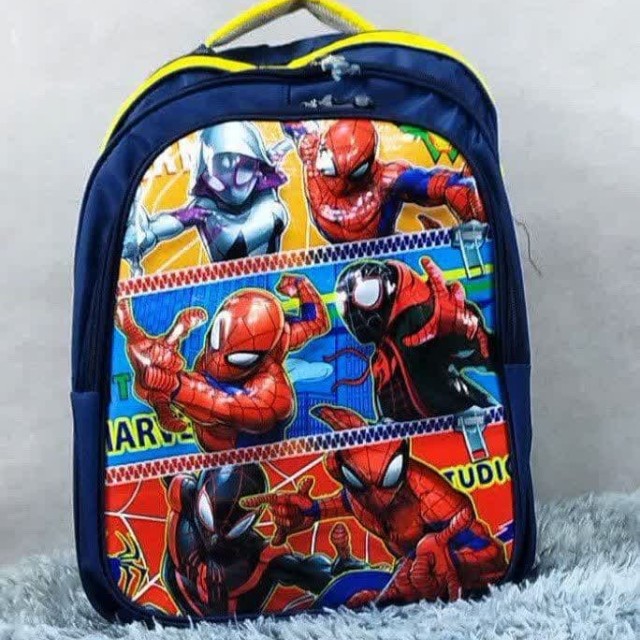 کوله مدارس پسرانه  فوق‌العاده جذاب  زیبا و جادار با کیفیت فوق العاده بالا????   چاپ برجسته فوق‌العاده با کیفیت ????  پشت طبی  ارسال رایگان