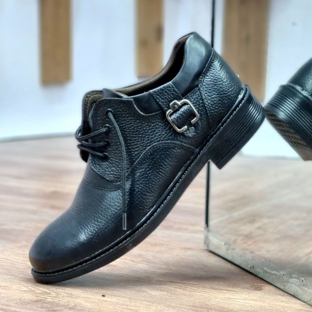 حراج ویژه  کفش مجلسی مردانه چرم طبیعی تبریز طبی مشکی سگکی با ارسال رایگان کد 2340