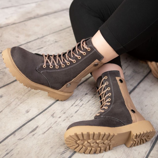 حراج فوق العاده پاییزی نیم بوت زنانه دخترانه بسیار شیک وخوش پا  مدل کت  کار شده فوق العاده با کیفیت  رنگ قهوه ای پشت کرم