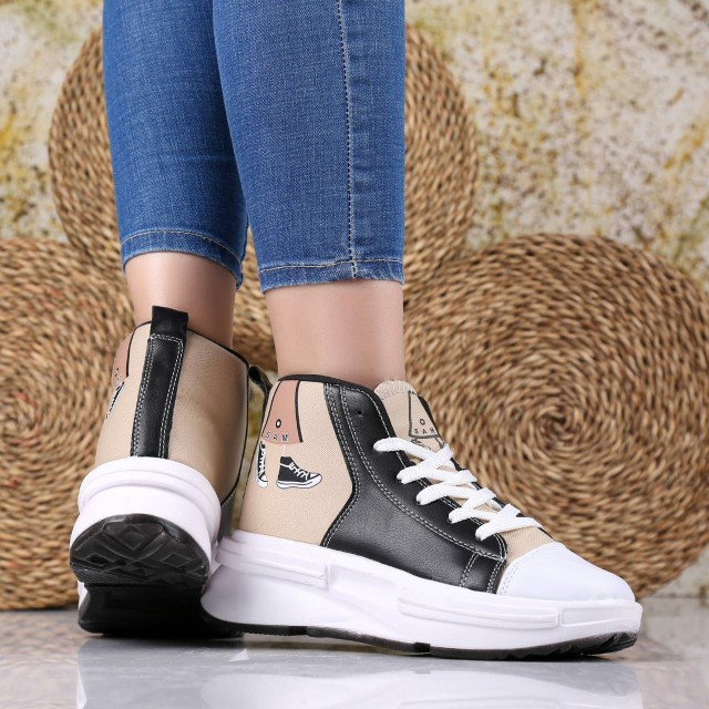 بلک فرایدی  یه کفش نیم بوت فوق‌العاده با کیفیت و فوق العاده زیبا و جذاب ارسال رایگان4606