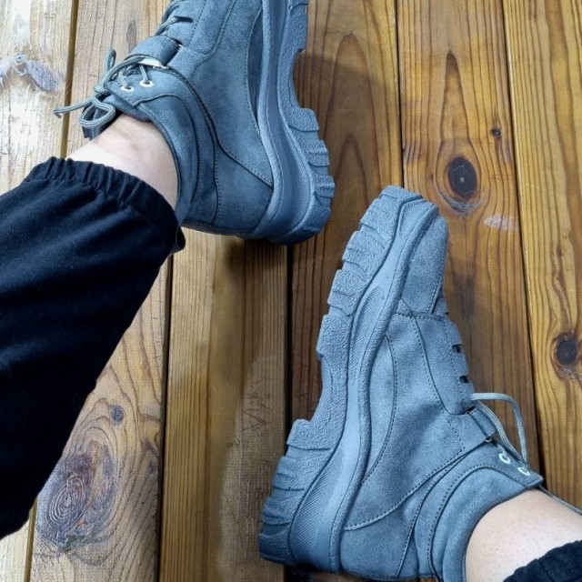 بلک فرایدی کفش نیم بوت زنانه دخترانه با کیفیت وفوق العاده زیبا و شیک  مدل بوفالو ارسال رایگان4622