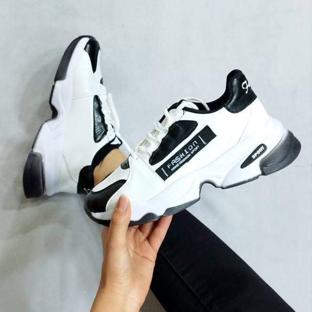 کفش فشیون شیک کتونی اسپرت دخترانه زنانه زیره پیو راحت ارسال رایگان سفید مشکی  4655