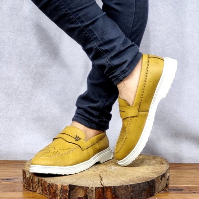 کفش کالج مجلسی مردانه و پسرانه  چرمی  و بادوام زیره سبک و راحت خردلی روشن با ارسال رایگان 2408