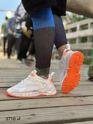 کفش کتونی اسپرت مدل +008 مردانه و پسرانه باکیفیت و با دوام  سفید نارنجی  با ارسال رایگان  3710