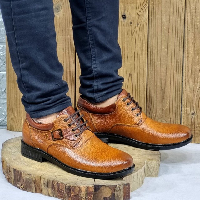 فروش ویژه کفش مجلسی مردانه چرم طبیعی تبریز زیره طبی بندی سگکی عسلی با ارسال رایگان