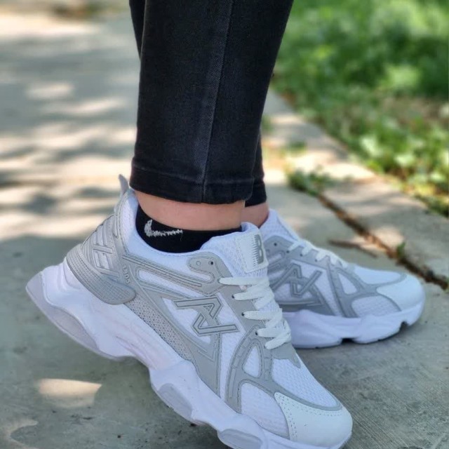 کفش کتونی اسپرت زنانه دخترانه مدل نیوبالانس با کیفیت بالا مشکی سفید ارسال رایگان