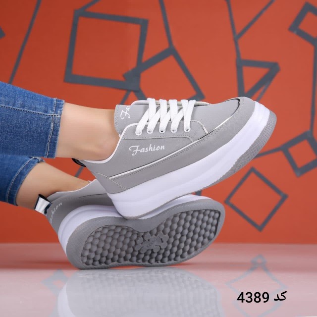 کفش کتونی اسپرت زنانه دخترانه مدل فشیون با کیفیت  و راحت طوسی ارسال رایگان