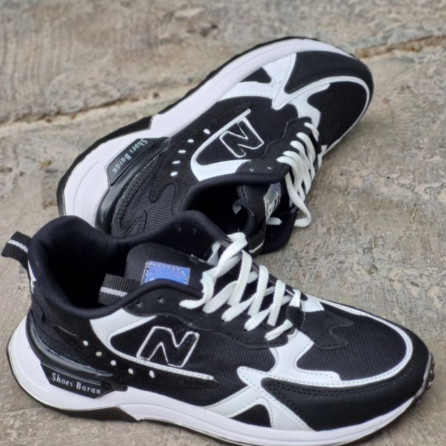 حراج باورنکردنی کفش کتونی اسپرت مردانه و پسرانه مدل نیوبالانس با کیفیت فوق العاده بالا و طراحی خاص با ارسال رایگان