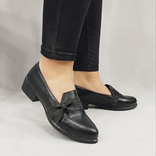 حراج ویژه کفش کالج  راحتی زنانه و دخترانه مشکی  مدل پاپیونی فوق العاده  با کیفیت و جذاب مشکی باارسال رایگان