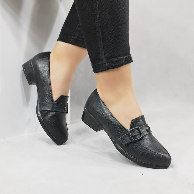 حراج ویژه کفش کالج  راحتی زنانه و دخترانه مدل سگکی  با طراحی منحصر به فرد مشکی    باارسال رایگان