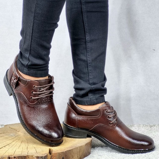 فروش کفش مجلسی مردانه پسرانه  چرم طبیعی تبریز بندی بغل سگکی قهوه ای   با ارسال رایگان