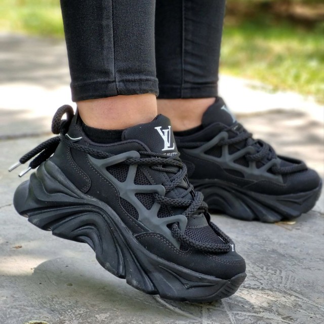 حراج ویژه کفش کتونی اسپرت زنانه دخترانه مدل لویئس ویلتون فوق العاده با کیفیت مشکی ارسال رایگان