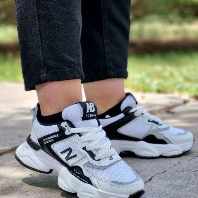 حراج باورنکردنی کفش کتونی اسپرت زنانه دخترانه مدل نیوبالانس رنگ سفید مشکی جذاب و خاص با ارسال رایگان