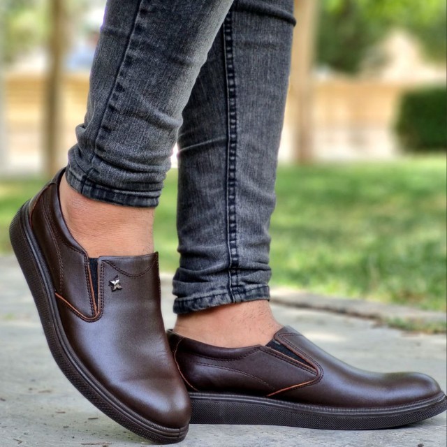 فروش  ویژه کفش مجلسی مردانه و پسرانه چرم طبیعی تبریز  رنگ قهوه ای زیره طبی با ارسال رایگان