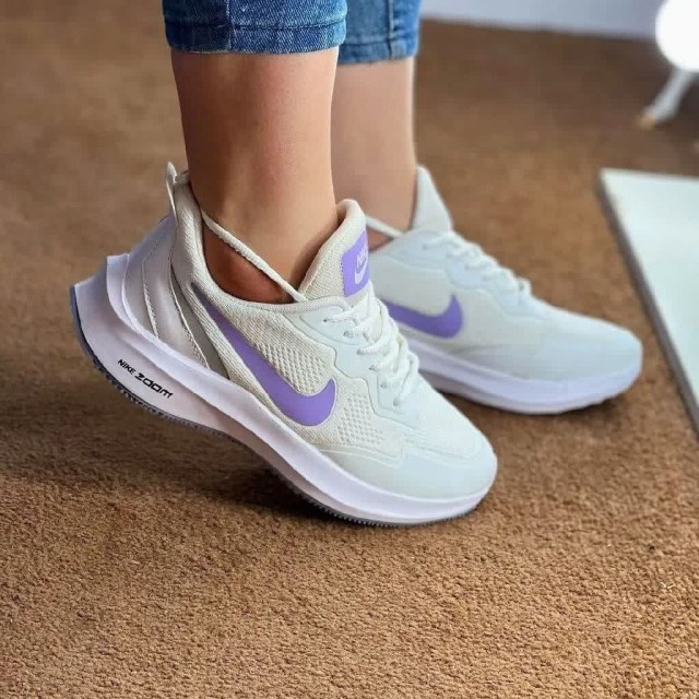 حراج باورنکردنی کفش کتونی اسپرت زنانه دخترانه مدل نایک اسپیسر صد در صد طبی رنگ سفید نایک بنفش  خاص وزیبا با ارسال رایگان 4565