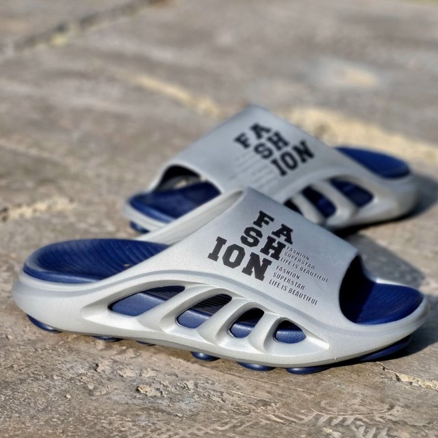 حراج ویژه دمپایی مردانه و پسرانه مدل آمازونی رنگ طوسی بی نهایت راحت و سبک  با ارسال رایگان