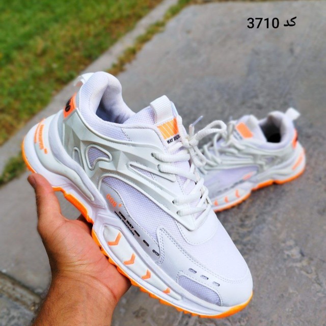 کفش کتونی اسپرت مدل +008 مردانه و پسرانه خوش پا سفید نارنجی  با ارسال رایگان  3710