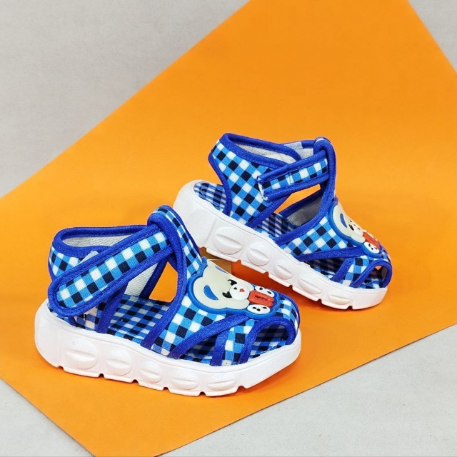 حراج ویژه این هفته کفش صندل دخترانه بچگانه تابستانه نقلی مدل خرسی خوش پا  با ارسال رایگان