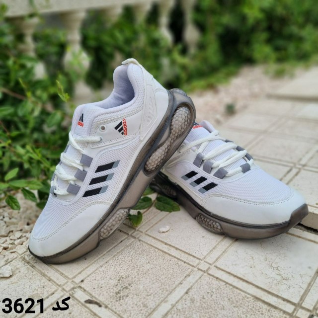 حراج باور نکردنی کفش  کتونی مردانه و پسرانه اسپرت آدیداس زیره کپسولی  بزرگپا  رنگ سفیدمناسب برای خوش سلیقه ها با ارسال رایگان3621
