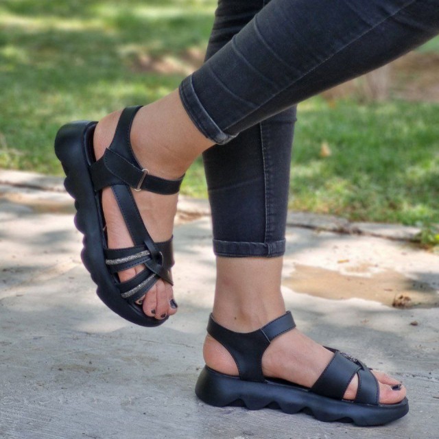 حراج   فوق العاده   صندل مجلسی زنانه و دخترانه مدل نگین  عالی و پرفروش مشکی  باارسال رایگان1601