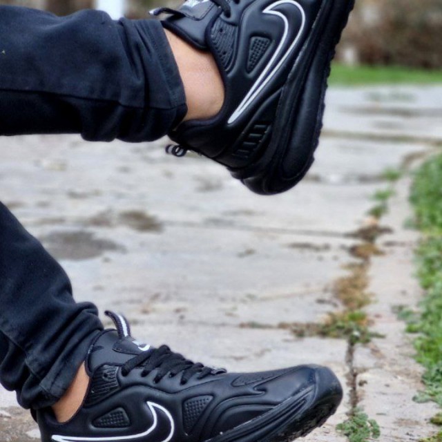 حراج ویژه کفش کتونی اسپرت مردانه مدل نایک زوم زیره پیو عالی و با کیفیت مشکی تمام ارسال رایگان 3727