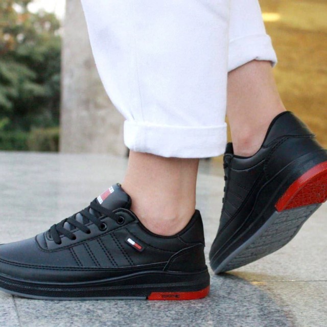 فروش ویژه کفش کتونی اسپرت  ونس زنانه شیک و خاص  مشکی تمام ارسال رایگان4696