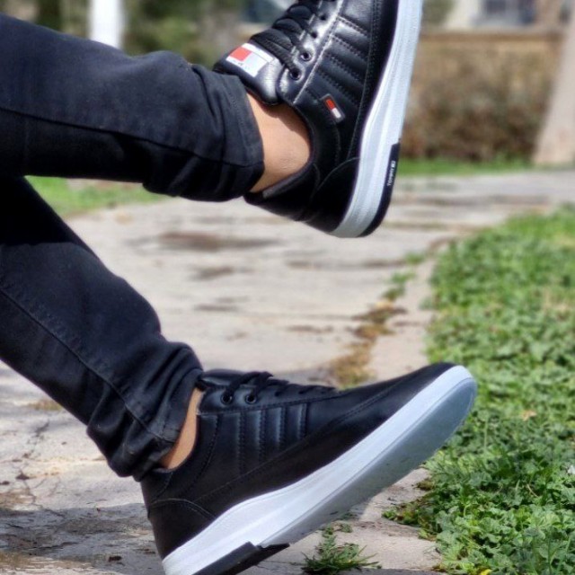 فروش خاص کفش کتونی اسپرت ونس مدل تامی ست زنانه مردانه خوش پا و باکیفیت مشکی زیره سفید با ارسال رایگان3393