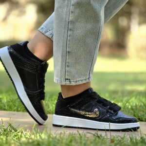 تخفیف حداکثری کفش کتونی اسپرت زنانه دخترانه نایک دراگون طراحی خاص رنگ مشکی زیره سفید  با ارسال رایگان