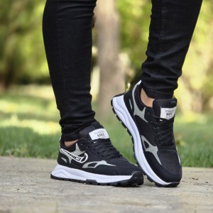 فروش شگفت انگیز  کفش کتونی اسپرت نایک مردانه پسرانه بسیار نرم و خوشپا رنگ مشکی طوسی  با ارسال رایگان