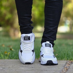 فروش جذاب کفش کتونی اسپرت نایک مردانه پسرانه خاص و شیک رنگ سفید مشکی با ارسال رایگان