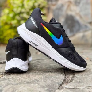 فروش بی نظیر کفش کتونی اسپرت مردانه پسرانه مدل نایک اسپیسر خاص و شیک رنگ مشکی زیره سفید با ارسال رایگان