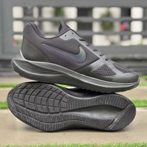 فروش باشکوه کفش کتونی اسپرت مردانه پسرانه مدل نایک اسپیسر بادوام و به روز رنگ مشکی تمام با ارسال رایگان