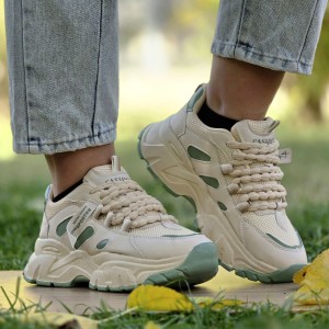 فروش رویایی کفش اسپرت زنانه دخترانه مدل فشیون  تسبیحی دل ربا و خاص  رنگ کرم سبز  باارسال رایگان