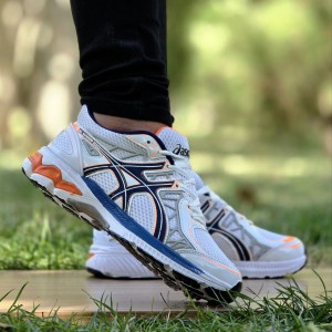 تخفیف هیجان انگیز  کفش کتونی اسپرت مردانه  پسرانه مدل اسیکس درجه یک رنگ سفید سبز ارسال رایگان