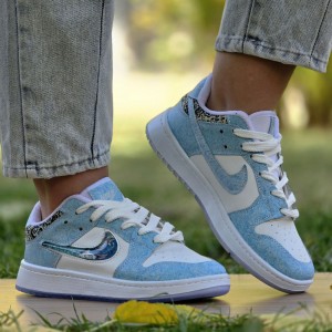 حراج ویژه  کفش کتونی اسپرت ست نایک دراگون  زنانه و مردانه شیک رنگ آبی سفید  با ارسال رایگان