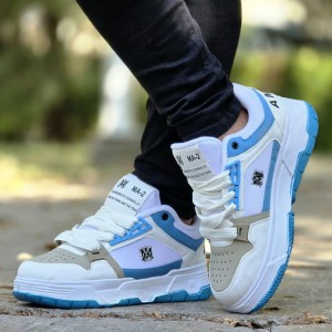 حراج خارق العاده کفش کتونی اسپرت مردانه پسرانه مدل  Amiri (امیری) کلاسیک و شیک رنگ سفید ابی کرم با ارسال رایگان